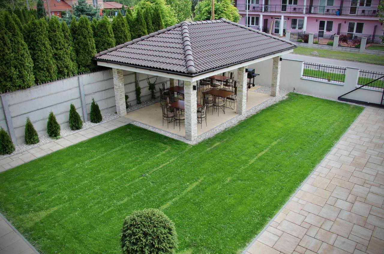 Jazmin Apartmany Veľký Meder Bagian luar foto